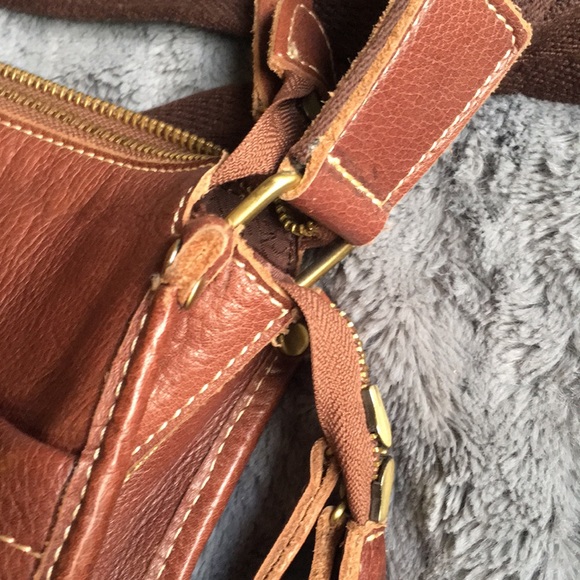 Soft grain Brown leather satchel. - Picture 6 of 13